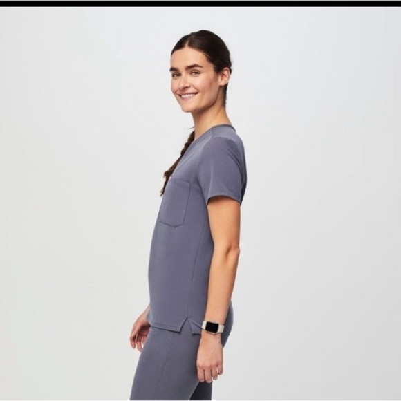Figs Catarina One-Pocket Scrub Top in space navy XS - Picture 5 of 7